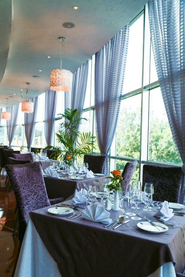 Grand Eliana Hotel Conference & Spa Адис Абеба Екстериор снимка